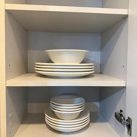 Trio Apartment *